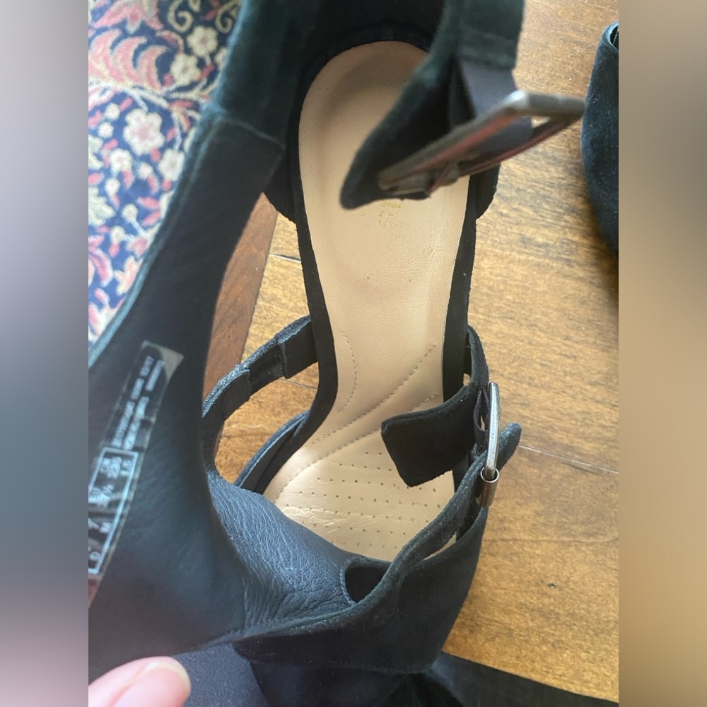 Clarks suede heeled sandals black 7 - Picture 12 of 13